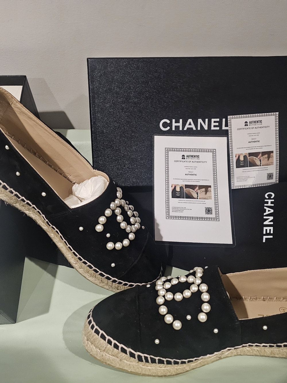 CHANEL Black Pearl-Embellished Espadrille Flats